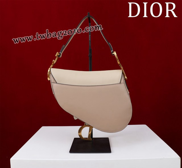 Dior专柜新款迪奥高仿原单拼色牛皮经典马鞍包 djfk1660